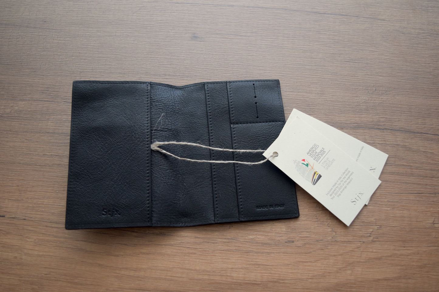 Leather Passport Holder Amerigo Vespucci Tour 2023-25